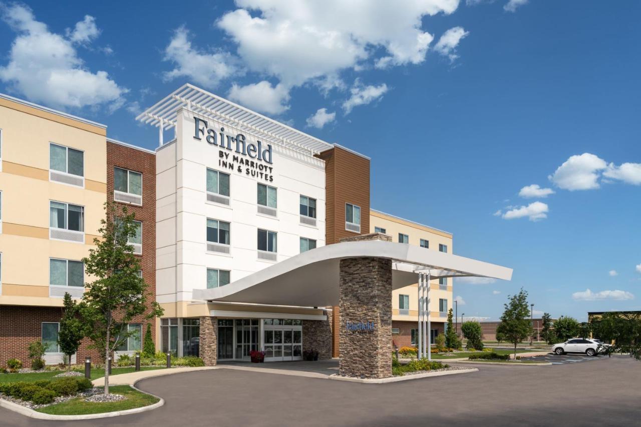 Fairfield Inn & Suites By Marriott Cleveland Tiedeman Road Бруклин Экстерьер фото